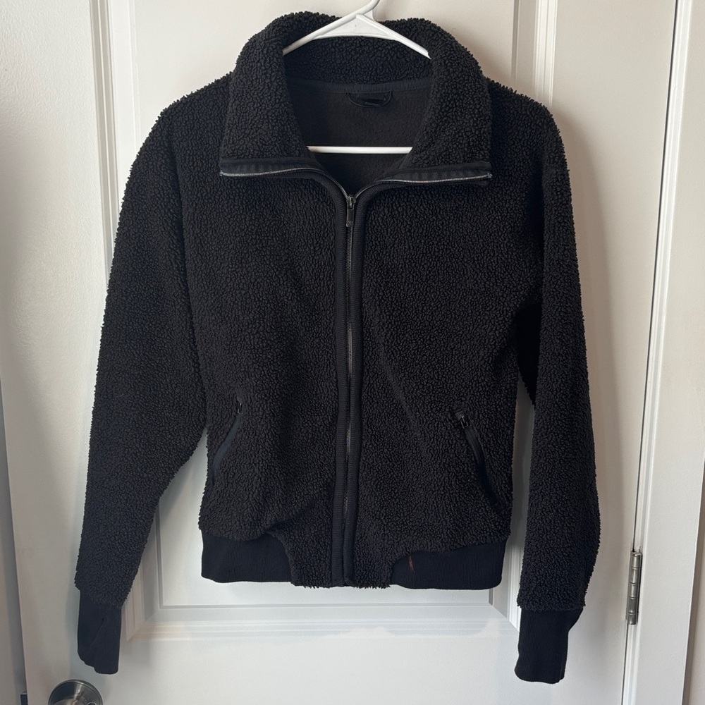 All in Motion Black Teddy Fleece Zip Jacket – Size XS